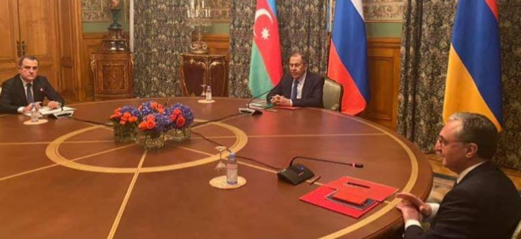 Հայաստանի, Ադրբեջանի ու Ռուսաստանի արտգործնախարարների հանդիպումը մեկ ժամ անց ընդմիջվել է