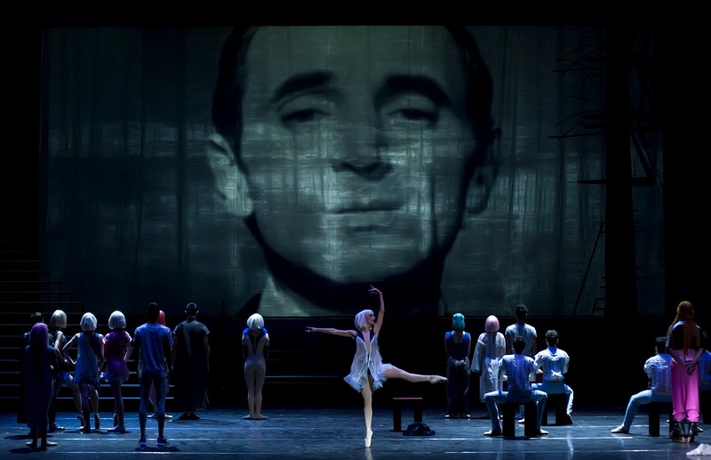 Շառլ Ազնավուրի ծննդյան օրվա առթիվ օպերային թատրոնն առցանց կցուցադրի «Լա բոհեմ» բալետը
